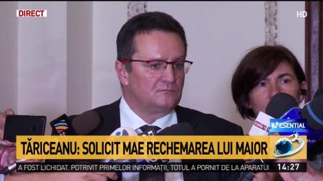 Maior: Eu sunt singur om şi &icirc;ncerc să &icirc;mi fac datoria. Ei sunt o coaliţe care deţin puterea