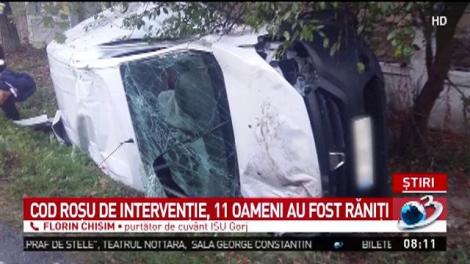 Accident grav&nbsp;&icirc;n Gorj! 11 persoane au fost&nbsp;rănite. Cod roșu de intervenție