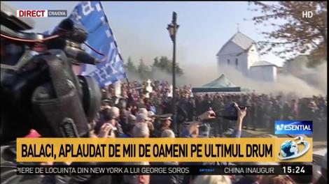 Rom&acirc;nii &icirc;și iau adio de la Ilie Balaci! Marele fotbalist, aplaudat pe ultimul drum de mii de oameni