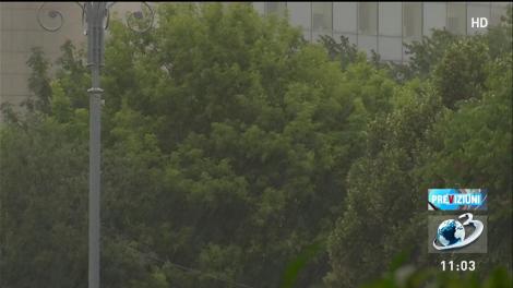 Avertisment de ultimă oră de la meteorologi! Cod portocaliu de v&acirc;nt pentru mai multe județe