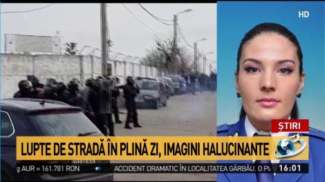 Confruntări violente &icirc;ntre jandarmi şi suporteri