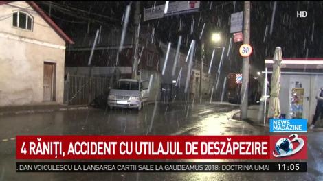 Accident cu utilajul de deszăpezire. Patru persoane rănite, printre care și un copil