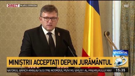 Ministrii acceptați depun jurăm&acirc;ntul