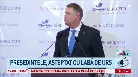 Klaus Iohannis nu mănâncă tradițional. Ce spun gurile rele