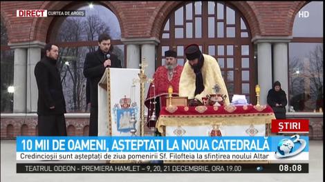 Mii de oameni, aşteptaţi la noua ctaedrală din Curtea de Argeş