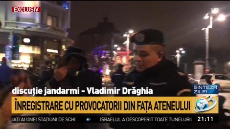 &Icirc;nregistrări incredibile cu protestatarii #Rezist, din fața Ateneului Rom&acirc;n