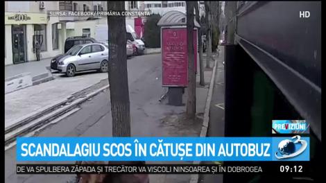 Scandalagiu scos &icirc;n cătuşe din autobuz