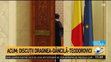 Discuții &icirc;n Parlament &icirc;ntre Teodorovici, Dăncilă și Dragnea. Ședința de Guvern pe tema bugetului a fost am&acirc;nată