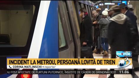 Incident la metrou, persoană lovită de tren
