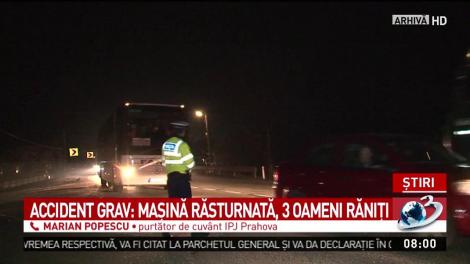 Accident grav. Maşină răsturnată, trei oameni răniţi