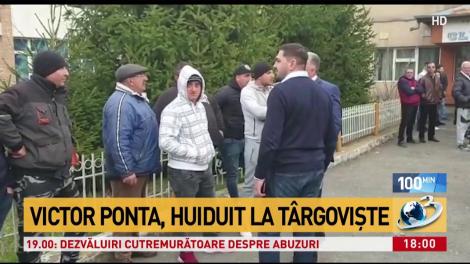 Victor Ponta, huiduit la Târgovişte