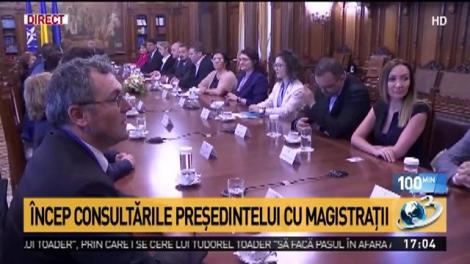 Cine participă la discuţiile pe Referenfum