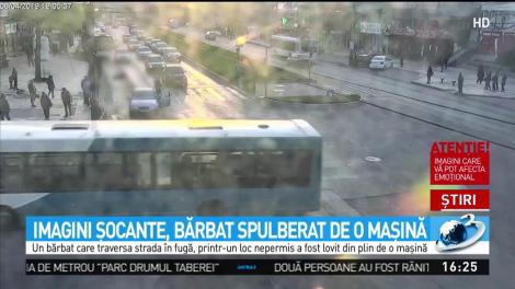Imagini şocante &icirc;ntr-o intersecţie din Galaţi. Un bărbat a fost izbit de o maşină
