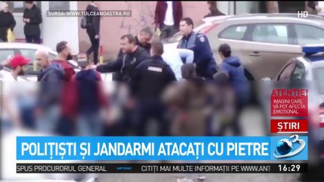 Lupte de stradă &icirc;ntre un grup de romi şi oamenii legii din Tulcea