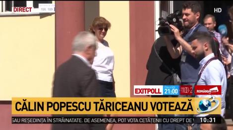 Călin Popescu a mers la vot &icirc;nsoţit de familie
