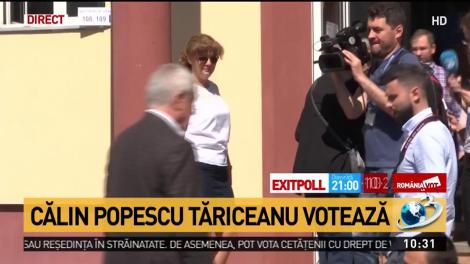 Călin Popescu a mers la vot însoţit de familie