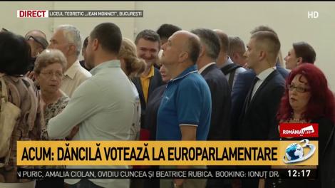 Imagini cu premierul Viorica Dăncilă de la Liceul Jean Monnet