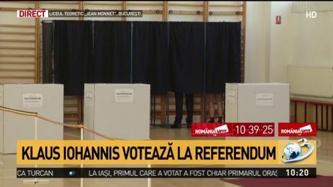 Klaus Iohannis a ieşit la vot la Liceul Jean Monnet