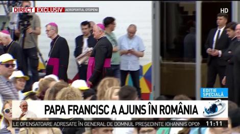 Avionul &icirc;n care se află Papa Francisc a aterizat la București