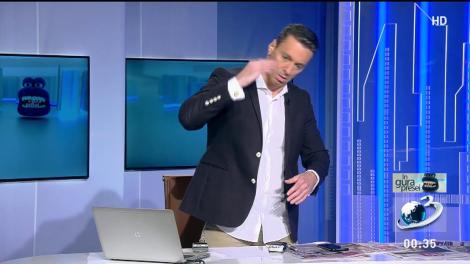 Ceva mai tare nu există! Mircea Badea îl imită pe Iohannis dansând pe o melodie nemțească!