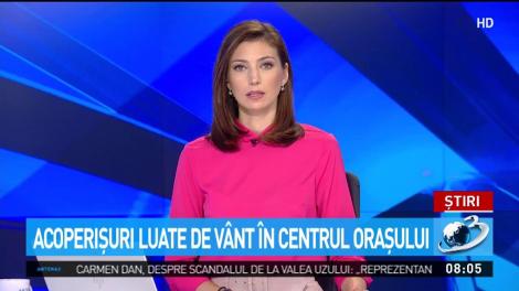 Vremea a făcut prăpăd în toată România. Acoperișuri și copaci, doborâte la pământ. Pe zona Bechet s-a atins maximul de pe Dunăre