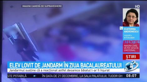 Un elev a fost luat la pumni de un jandarm, în ziua Bacalaureatului! Scenele de violență au fost surprinse de camerele de supraveghere - Video