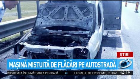 O maşină a fost mistuită de flăcări pe A3