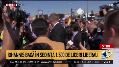 Klaus Iohannis, baie de mulțime la Craiova. Ședință cu 1.500 de liberali din Oltenia