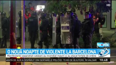 Imagini cu haosul şi violenţele de stradă din Barcelona