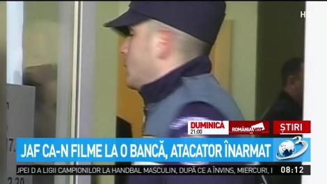 Jaf ca-n filme la o agenție bancară din Iași! Femeie amenințată cu un cuțit de un individ