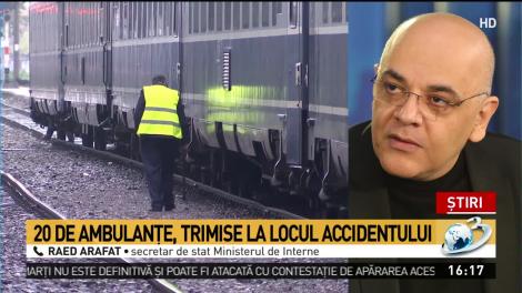 Raed Arafat, explicații în legătură cu accidentul feroviar, după ce două trenuri s-au ciocnit: „Se fac evaluări. Intervenția este dinamică”