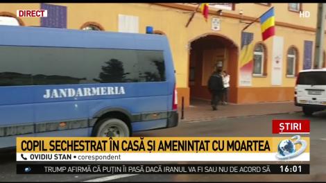 O femeie din Ghimbav și-a sechestrat &icirc;n casă soțul și copilul și amenință că &icirc;i ucide