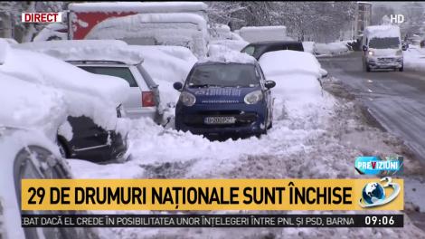 Capitala, aproape izolată din cauza viscolului. Stratul de zăpadă are, &icirc;n anumite zone, 35 de cm