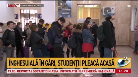 Aglomeraţie la Gara de Nord din Bucureşti. Mii de studenți din București pleacă acasă