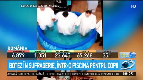 Distanțarea socială, încălcată din nou! Momentul în care mai mulţi pocăiţi s-au botezat în sufragerie, într-o piscină pentru copii