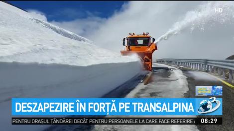 Deszăpezire &icirc;n forţă pe Transalpina