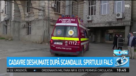 Cadavre deshumate &icirc;n urma scandalului spirtului contrafăcut