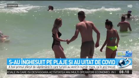 Plaje pline de turiști pe litoral, ca în vremurile obișnuite. Românii nu se mai tem de infectarea cu coronavirus