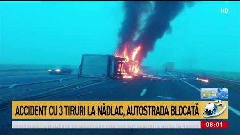 Accident cu trei tirui la Năldac