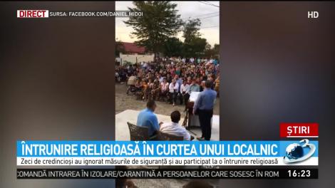 &Icirc;ntrunire religioasă &icirc;n curtea unui localnic