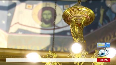 Sabia lui Ştefan cel Mare, venerată de enoriaşi