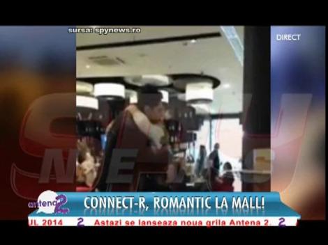 Connect-R, romantic la mall!