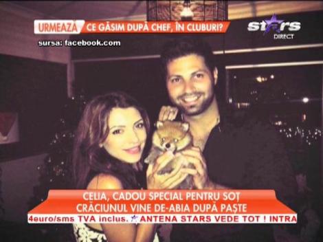 Celia, cadou în burtică pentru soţul ei