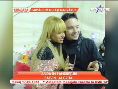 Anda Adam, la pieptul lui J. Balvin