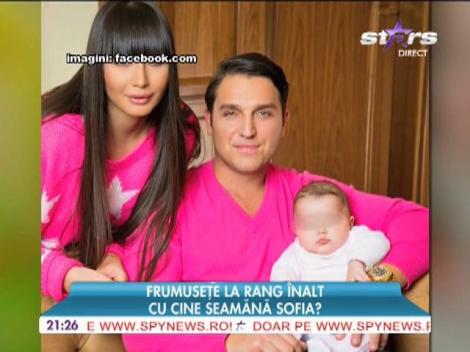 EBA şi soţul ei au făcut o şedinţă foto cu fetiţa lor