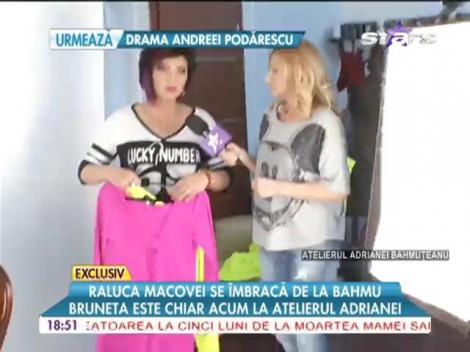 Raluca Macovei se îmbracă de la Adriana Bahmuţeanu