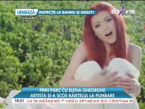 Elena Gheorghe şi-a scos băieţelul la plimbare