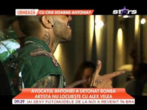 Cu cine doarme Antonia?