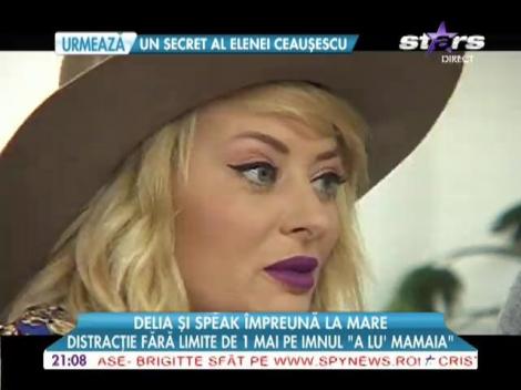 Delia Matache şi Speak, împreună la mare