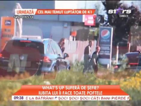 What's, răsfățat de iubită